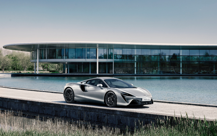 McLaren Supercar Chooses WE Red Bridge China PR Agency of Record